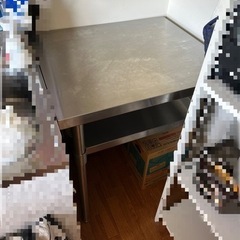 🔴週末限定お値下げ🔴ステンレス作業台　調理台　700×600×800