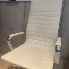 ワークチェア　高さ調整可能の画像