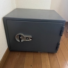 日本アイエスケイ(King CROWN) 特殊マグネットロック式...