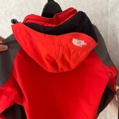 ノースフェイス　マウンテンパーカーの画像