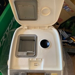 Panasonicホームベーカリー SD-BMS101の画像