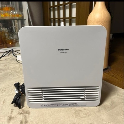 美品　Panasonic セラミックファンヒーター　DS-FN1200