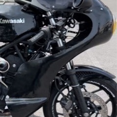 イノウエ型 ロケットカウル (くろ) 川崎のバイクの中古あげます