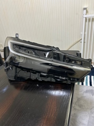 プリウス60純正右ヘッドライト