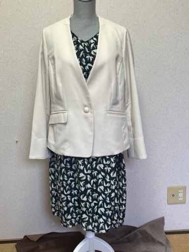 eur3　エウルキューブ　大きいサイズ　ワンピースとジャケット  サイズ15号