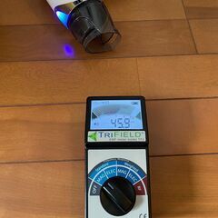 電磁波測定器(トリフィールドメーター)の画像
