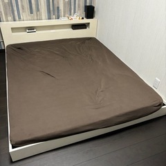 マットレス　クイーンサイズ
