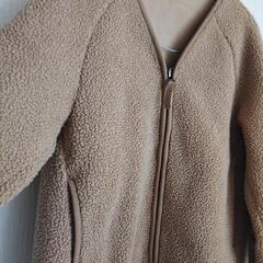 ユニクロ アウターの画像