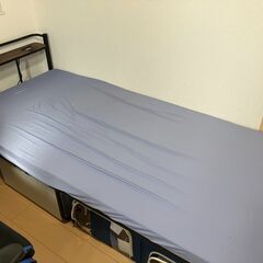 【中古】棚付シングルパイプベッド（ブラック）高反発マットレス付