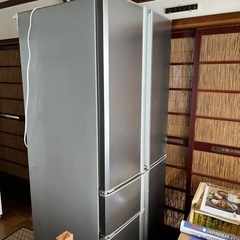 冷蔵庫 大　中　色々あります。合計3台ですの画像