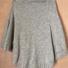 ポンチョ風　セーターの画像