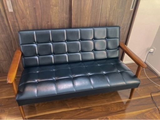 美品、【カリモク60】Kチェア2シーター 幅133cm W36143 スタンダードブラック