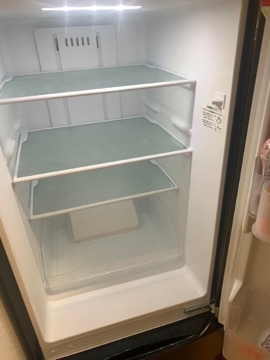 冷蔵庫３年半使用。美品。説明書あり。