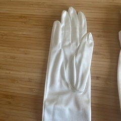 ブライダル用花嫁　手袋ロングの画像