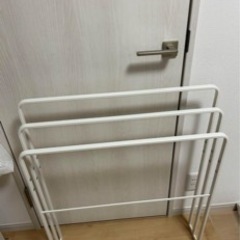 横から掛けられるバスタオルハンガー ３連 タワー　山崎実業　Tower