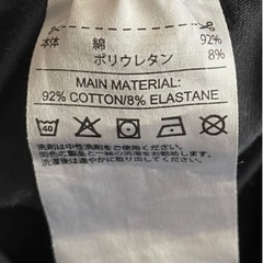 adidasレギンスの画像