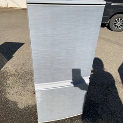 ♦️SHARPノンフロン冷凍冷蔵庫 【2015年製】SJ-D14A-S