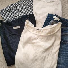 ●お洋服40着前後お譲り致します　