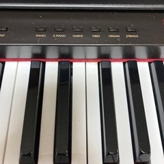 電子ピアノの画像
