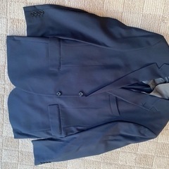 紺色のジャケット