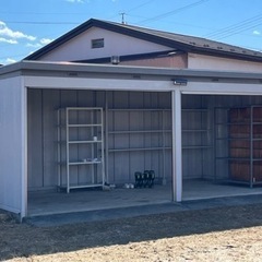 イナバ物置　シャッター付き　