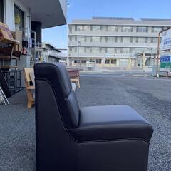 プリーダ 肘無しチェア RE-1051 ダークブラウン