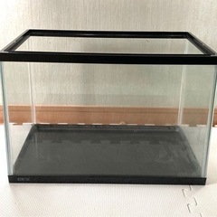 45cm水槽とハープネット（金網フタ）の画像