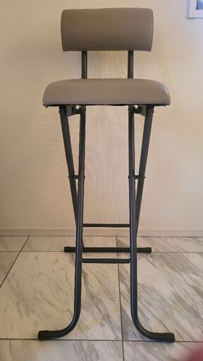 ニトリ グレー折り畳み式ハイチェア