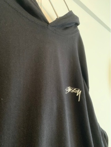 ステューシー STÜSSY stussy フード付きロンT ブラック メンズM