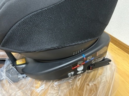 【新品未使用品】KATOJI/チャイルドシートARC（アーク）360°/ISOFIX 0歳〜4歳