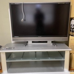 【お譲り先決定致しました】46インチ　テレビとテレビ台のセット