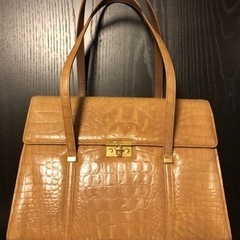 未使用　ショルダーバッグ　カバン