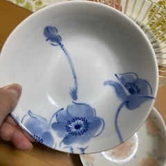 小鉢　バラ4個の画像