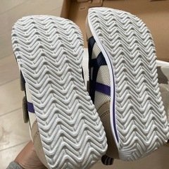 新品 asics アシックス スニーカー 19cmの画像