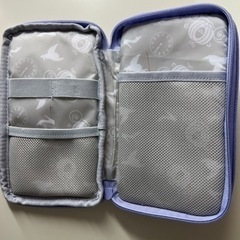 【限定】KUM×ディズニー シンデレラ マルチケース/クムの画像