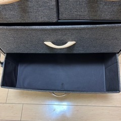 キャスター付き収納の画像