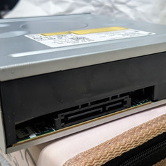 🔺内蔵DVD-ROMドライブ🔺H・L Serial ATA Hitachi-LG Data Storage DH30Nの画像