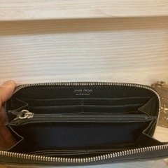 JIMMY CHOO 黒長財布＋小銭入れゴールドの画像