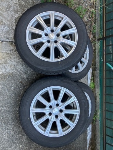 スタッドレスタイヤ