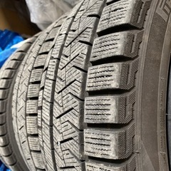 【決まりました】215/45R17 スタッドレスタイヤの画像