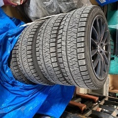 【決まりました】215/45R17 スタッドレスタイヤの画像