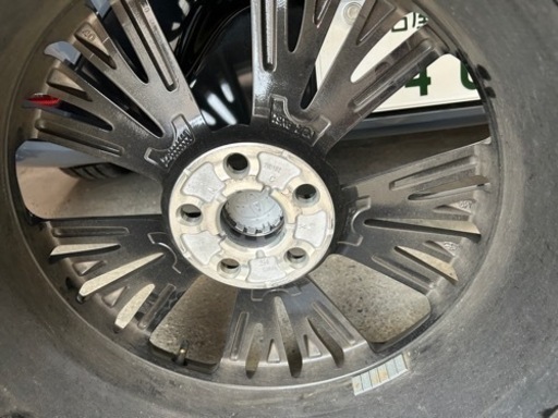 新型プリウス19インチアルミホイール４本分
