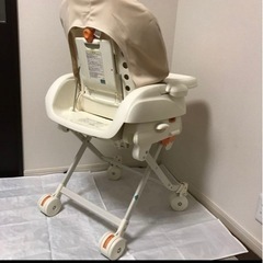 決まりました！コンビ ハイローチェア プールアンベベ　美品の画像