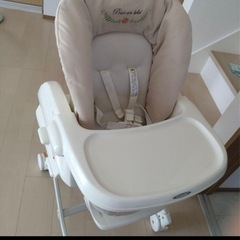 決まりました！コンビ ハイローチェア プールアンベベ　美品の画像