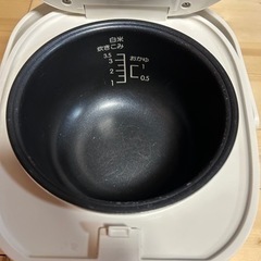 炊飯器の画像