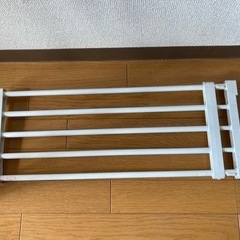 突っ張り棚の画像