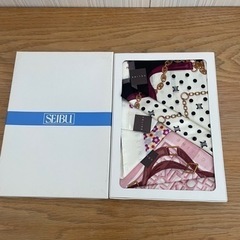 【決まりました】☆セリーヌ ハンカチ 3枚セット の画像