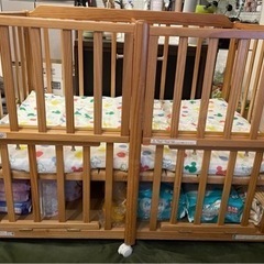大和屋　トゥイニー　双子　ベビーベット　敷布団付きの画像