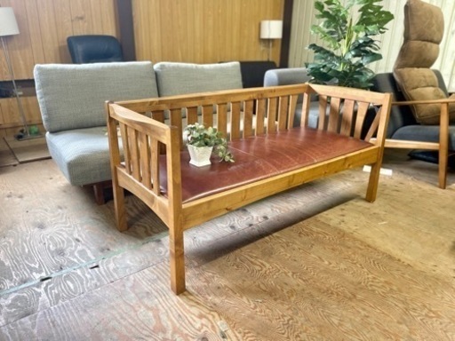 激安‼️ リビングハウス living house 製　2〜3人掛けソファN882