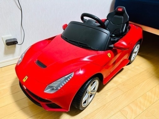 フェラーリ　F12  ベルリネッタ